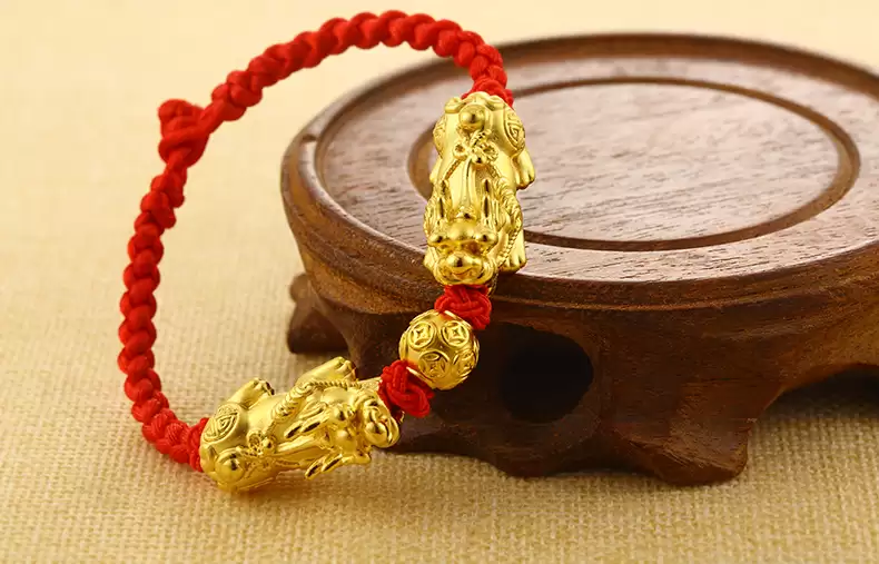 貔貅手链怎么戴是正确的?左右手可别戴反.jpg 貔貅手链怎么戴是正确的?左右手可别戴反.jpg